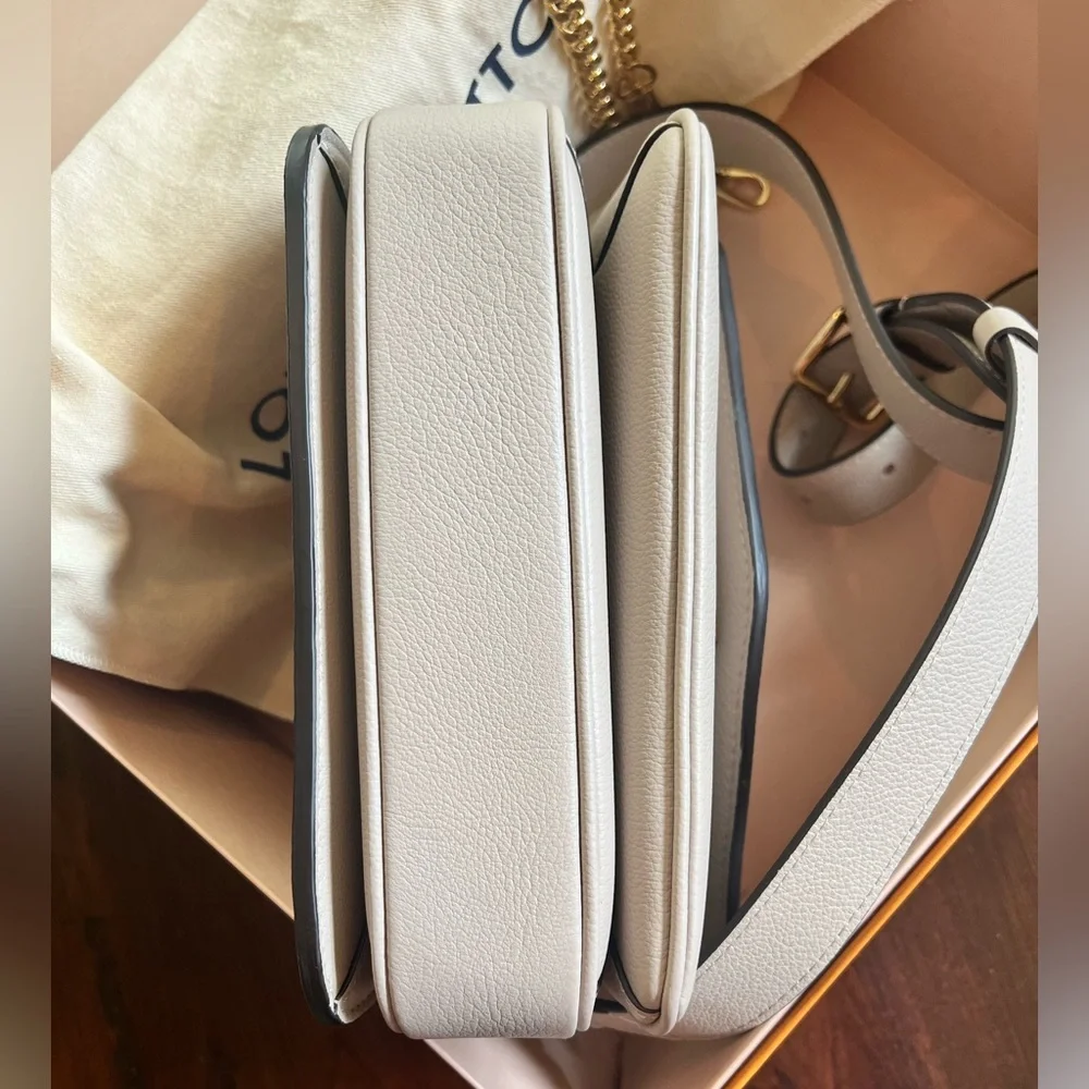 Louis Vuitton absolutely beautiful